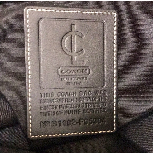 Coach Unisex Satchel - Like New - Picture 4 of 12